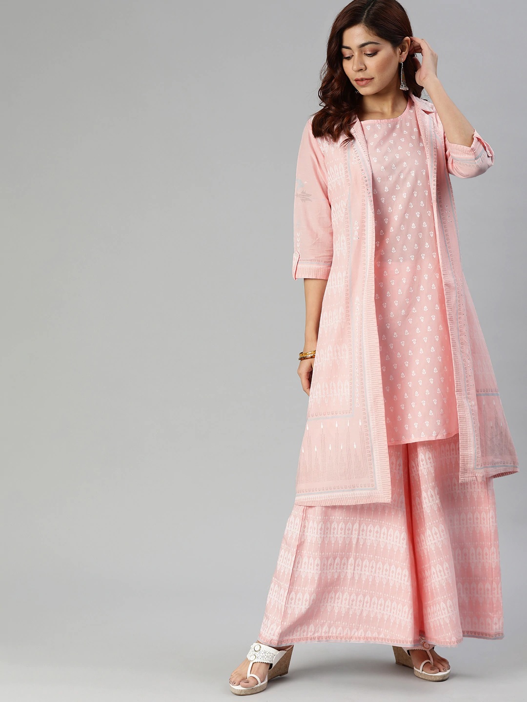Straight 3/4th Sleeve Long Gown Style Party Wear Kurti, Size: XL at Rs 675  in Surat